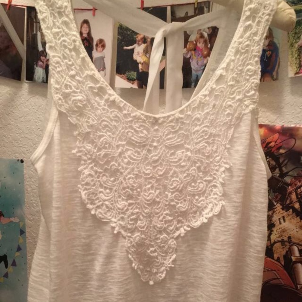 Lacy tank top